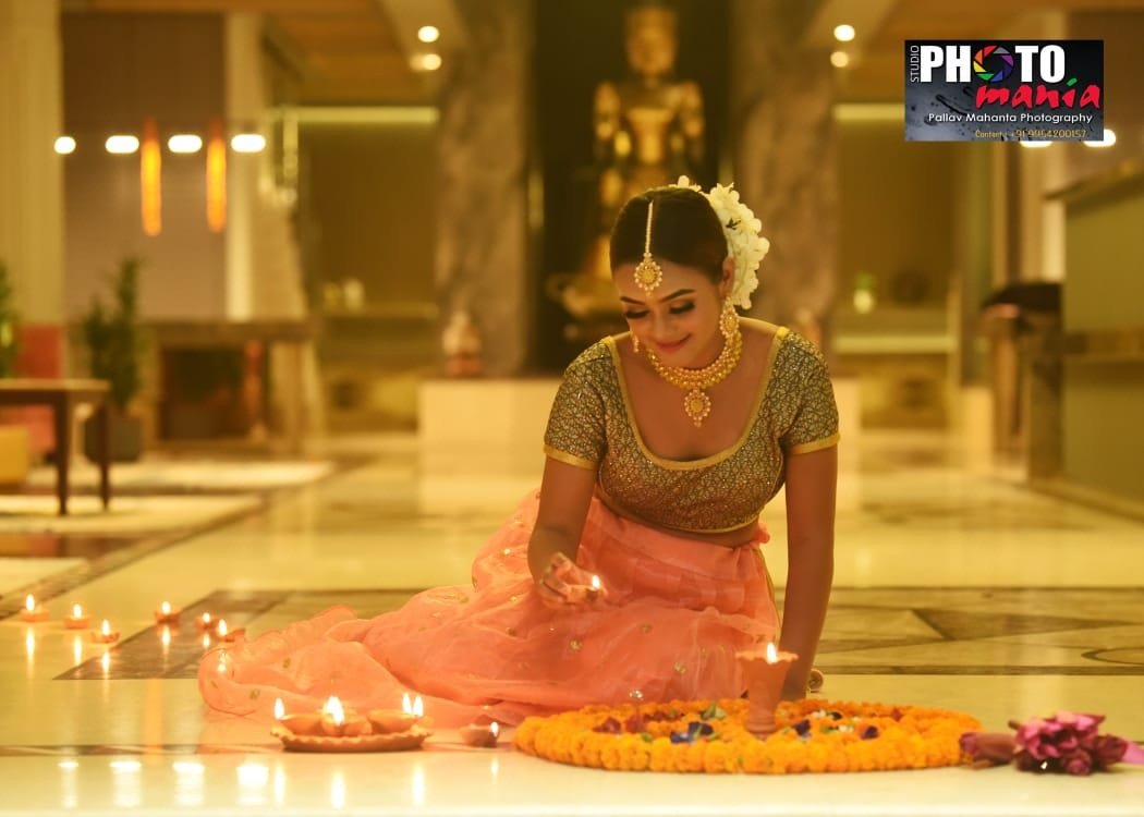 পোহৰৰ উৎসৱ দীপান্বিতা (স্বপ্না বৰঠাকুৰ)