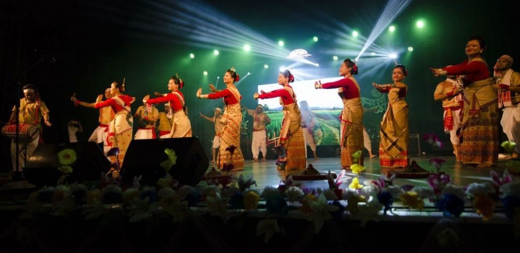 বিহু সন্মিলন আৰু প্ৰতিযোগিতাৰ প্ৰাসঙ্গিকতা  (দেবেন চন্দ্ৰ বৰা)