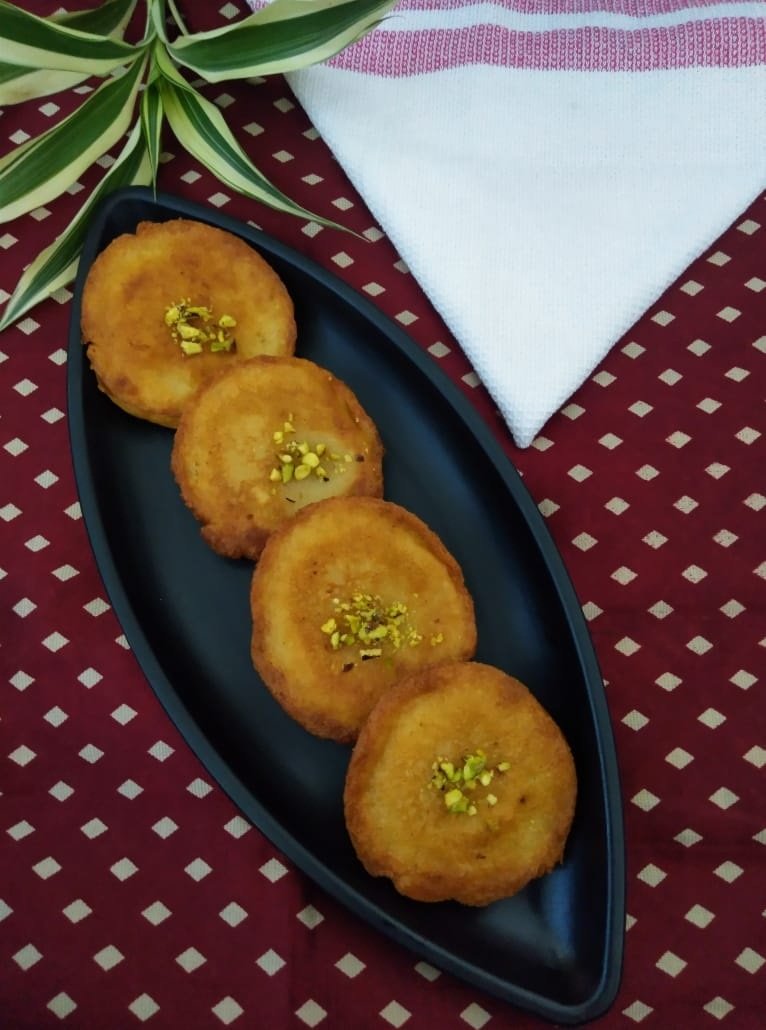 পনীৰৰ মালপোৱা  (ৰিণী গগৈ বৰুৱা)