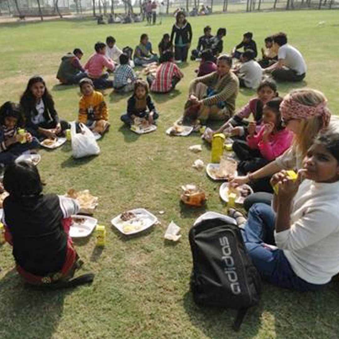শৰতৰ আনন্দ- বনভোজ (কৰবী বৰ্মন কলিতা)