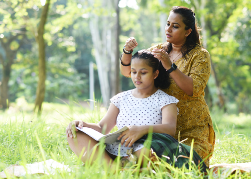 আলু, তিয়ঁহ, পিয়াঁজ, আমলখিৰে ছাল আৰু চুলিৰ ঘৰুৱা যত্ন (ডাঃ কৰৱী হাজৰিকা চৌধুৰী)