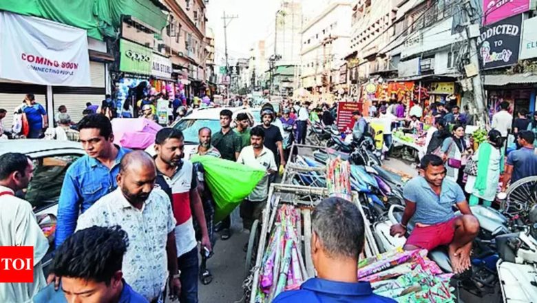 প্ৰাপ্তি-অপ্ৰাপ্তিৰ দোমোজাত জীৱন…(দৰ্শনা বৰঠাকুৰ)